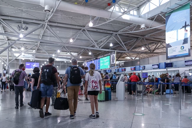 Μετάλλαξη Μποτσουάνα: Συναγερμός και στην Ελλάδα - Με άδεια,10ήμερη καραντίνα και τριπλό τεστ οι ταξιδιώτες από Ν.Αφρική