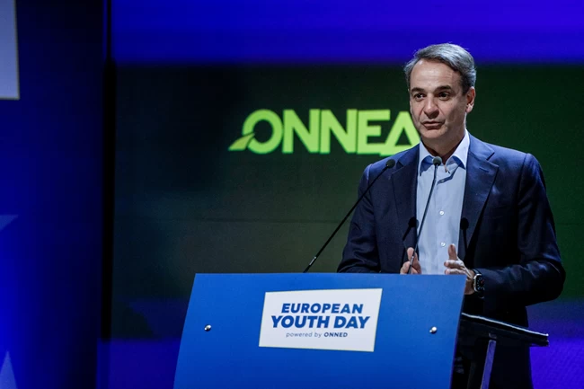 Μητσοτάκης για Τσίπρα: Θέλει να φανεί τρέντι, αλλά κινδυνεύει να γίνει κρίντζι - Σποτάκια how to χωρίς να έχει το know how