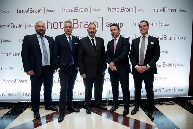 Ο Πάνος Παλαιολόγος της HotelBrain στο Sym.posh!um 2: Η αρχή της "ελληνικής τουριστικής άνοιξης"