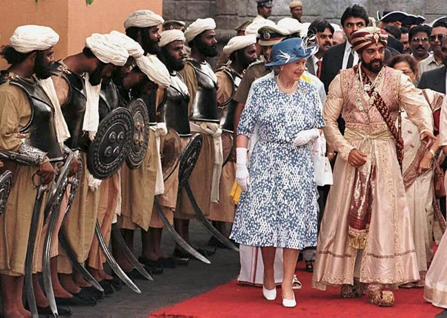 QUEEN ELIZABETH