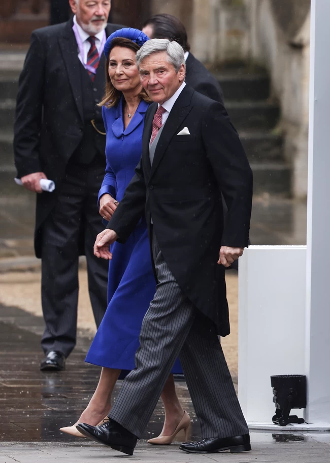 Επίθεση στους γονείς της Κέιτ Μίντλετον: Τα οικονομικά προβλήματα, η πώληση της επιχείρησης και τα χρέη που τους έπνιξαν