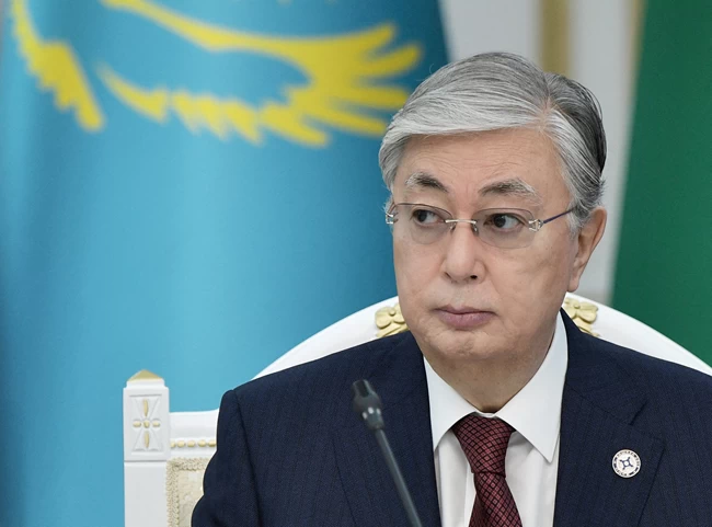 Πρόεδρος του Καζακστάν: "Να πυροβολείτε χωρίς προειδοποίηση" λέει στους άνδρες των σωμάτων ασφαλείας