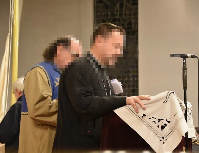 έλληνας ιερέας