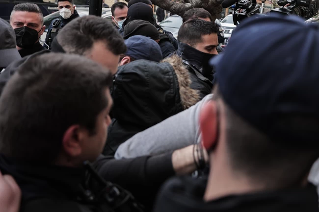 Ρούλα Πισπιρίγκου: Πήρε προθεσμία για να απολογηθεί τη Δευτέρα - "Σκύλα, φόνισσα", της φώναζαν