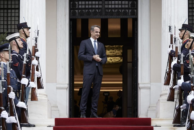 ΠΙΝΑΤ ΕΡΝΤΟΓΑΝ
