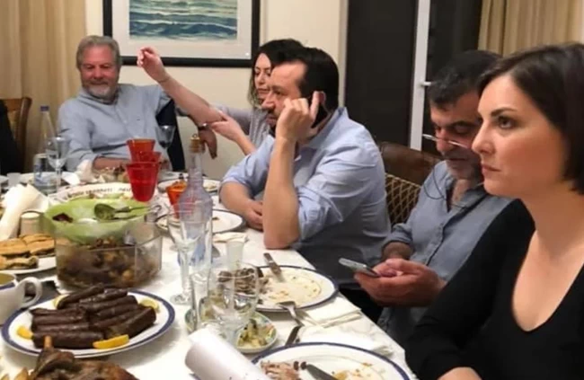 Απολογείται στον ανακριτή ο Βαξεβάνης για 4 βαρύτατες κατηγορίες - Συγκέντρωση υποστήριξης οργανώνει ο Πολάκης
