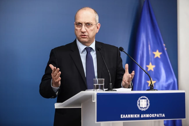 Σκληρή κριτική της κυβέρνησης σε Ράμμο: "Περίεργη προνομιακή σχέση της ΑΔΑΕ με τον ΣΥΡΙΖΑ και τον Τσίπρα"