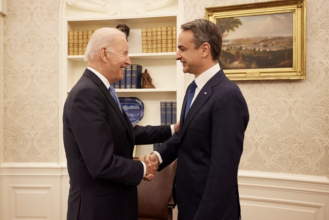 Στον Λευκό Οίκο ο Κυριάκος Μητσοτάκης - "Σημαντικότερη όσο ποτέ η σχέση των δύο χωρών" το μήνυμα Μπάιντεν