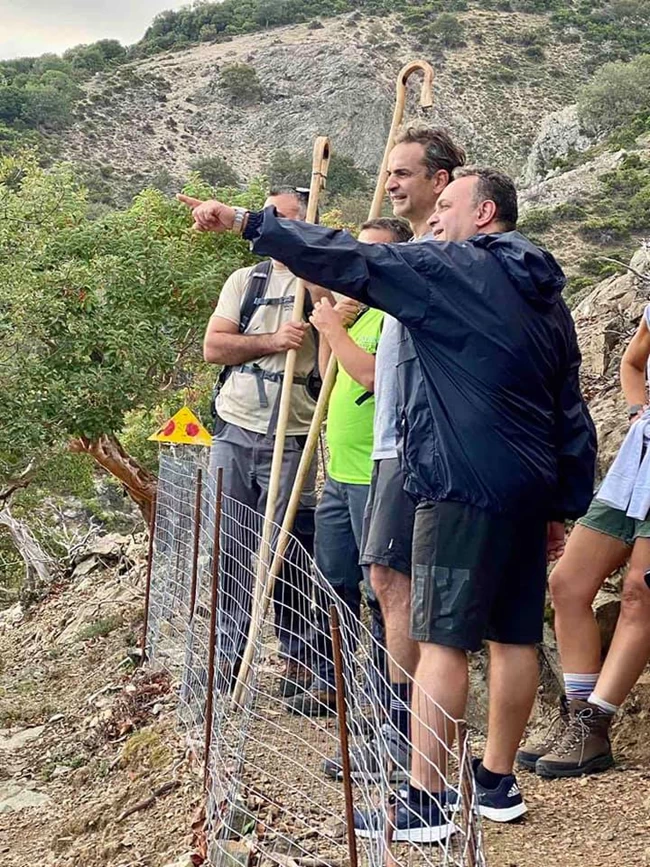 Fake news άρθρο της Αυγής ότι Μητσοτάκης και Μαρέβα ήρθαν σε επαφή με επιβεβαιωμένο κρούσμα κορονοϊού