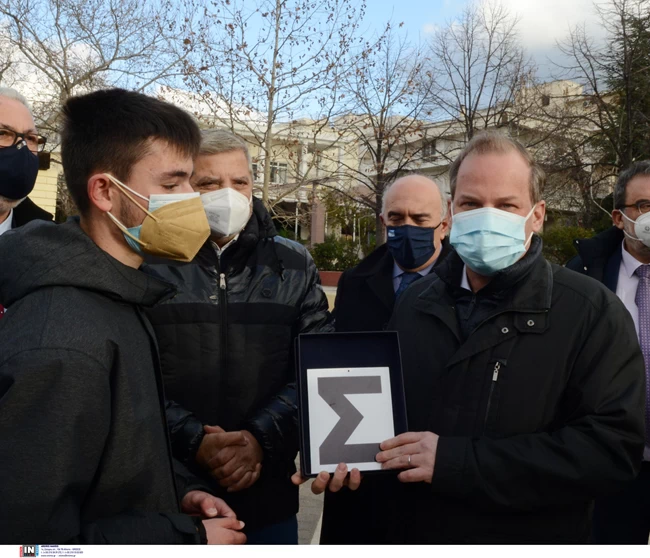 17χρονος οδηγός