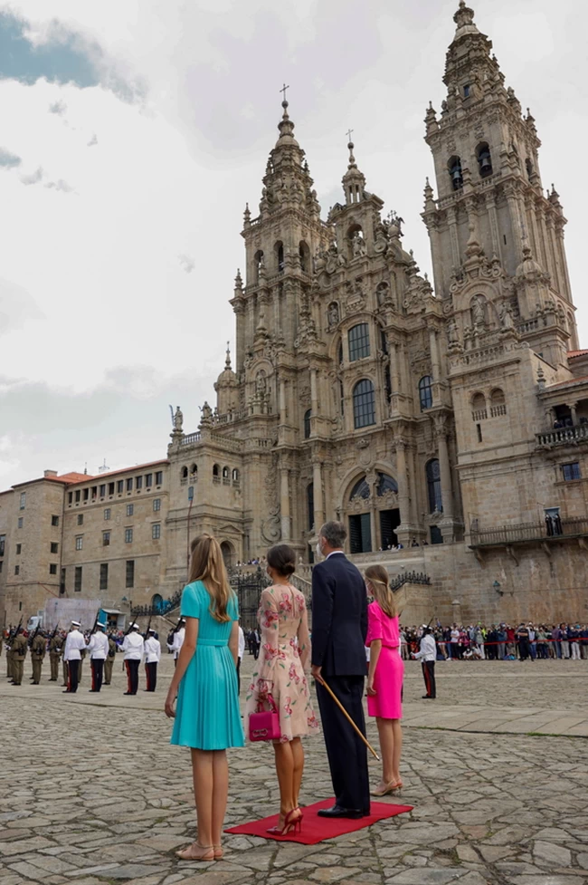 queen letizia leonor