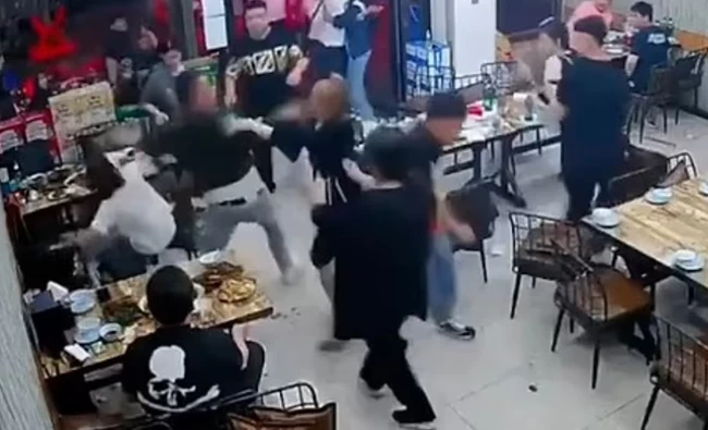 ΚΙΝΑ ΕΣΤΙΑΤΟΡΙΟ ΞΥΛΟΔΑΡΜΟΣ