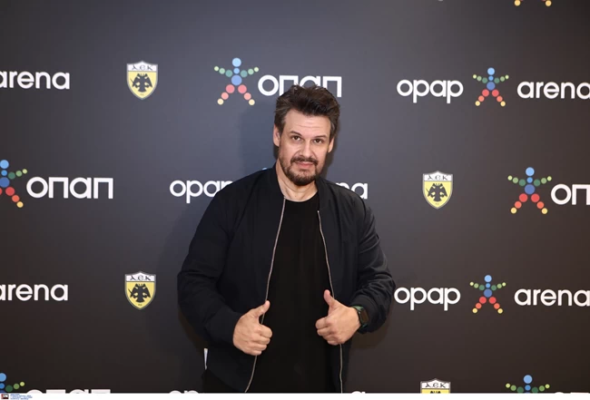Πάνος Κιάμος