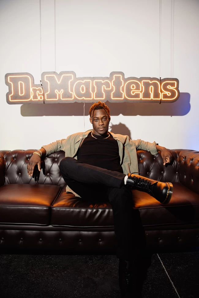 DR MARTENS