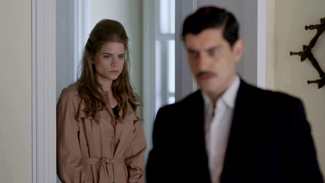 Άγριες Μέλισσες – spoiler: Η Ελένη πηγαίνει στην Τρούμπα
