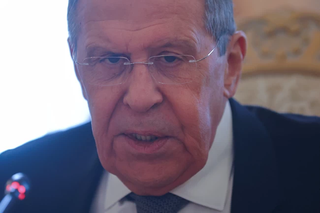 "Ομηροι" της Ρωσίας οι 2 Βρετανοί που καταδικάστηκαν σε θάνατο από τους αυτονομιστές- Πώς βρέθηκαν να πολεμούν με τους Ουκρανούς