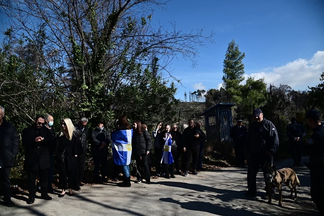 κηδεία Τατόι κόσμος