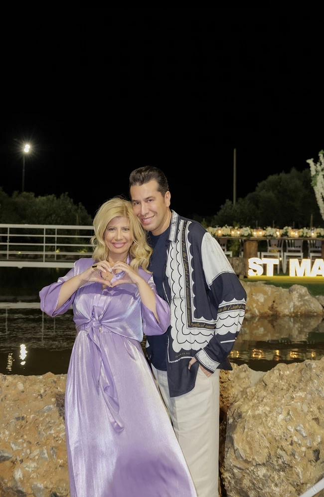 ΖΗΝΑ ΚΟΥΤΣΕΛΙΝΗ