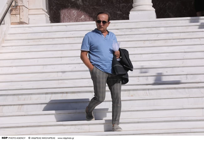 ΤΖΙΝΑ ΝΤΡΟΥΛΙΣ ΚΗΔΕΙΑ