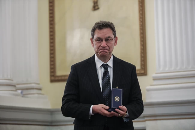 Άλμπερτ Μπουρλά - Παράσημα