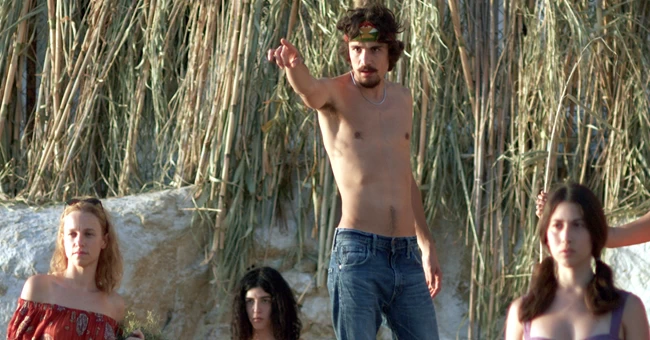 η παραλια