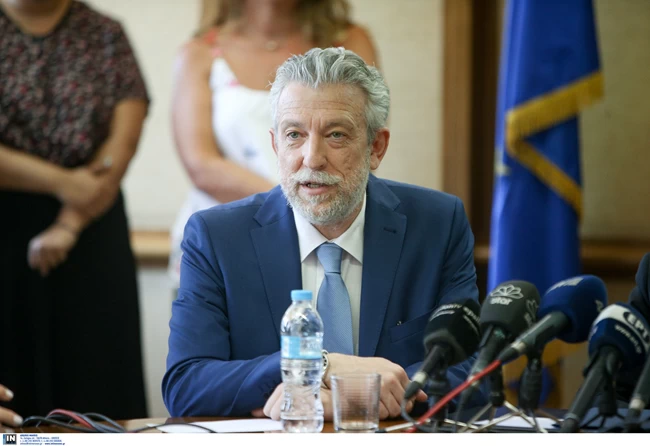 Σταύρος Κοντονής