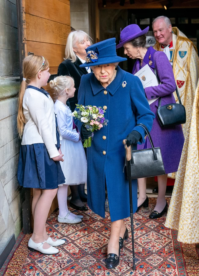 Μεγάλη μέρα για το παλάτι: Η βασίλισσα Ελισάβετ κλείνει τα 96 - Τα διπλά γενέθλια και η εύθραυστη υγεία της