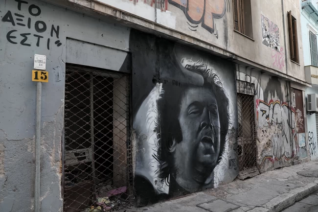 ΜΙΚΗΣ ΘΕΟΔΩΡΑΚΗΣ