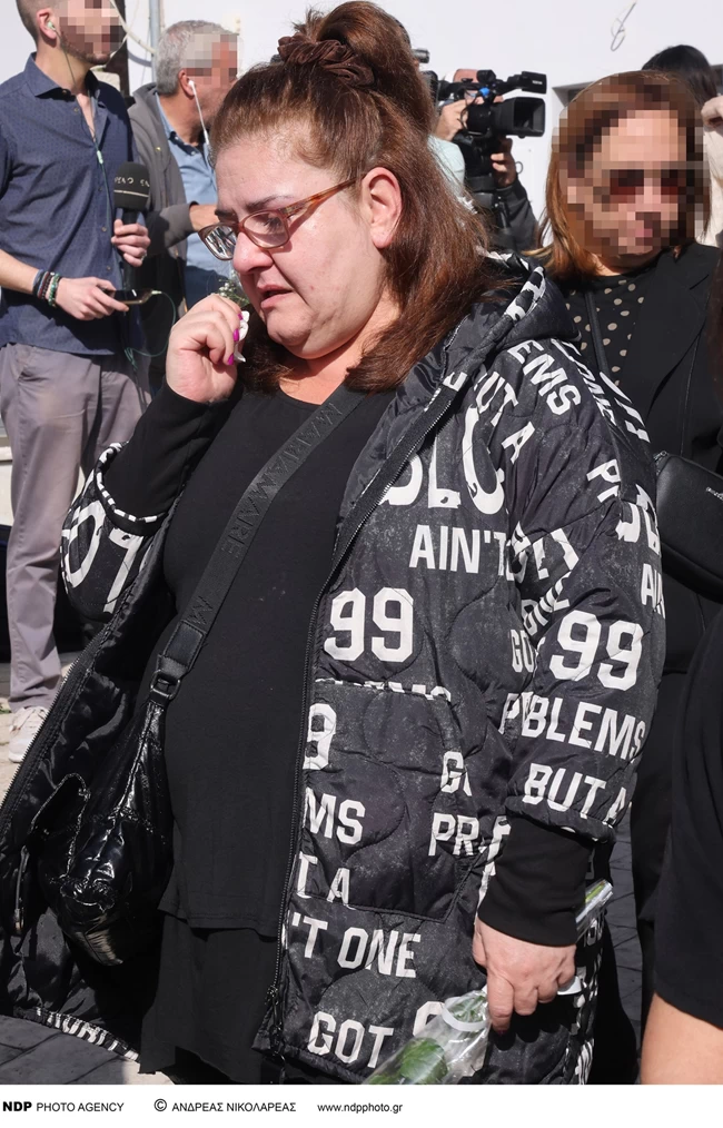 κηδεια νικολαιδου