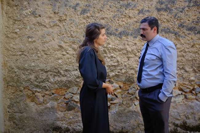 Άγριες Μέλισσες – Spoiler: Η Ελένη το σκάει από την φυλακή