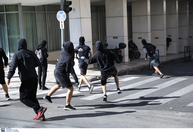 Μαθητές επεισόδια 3