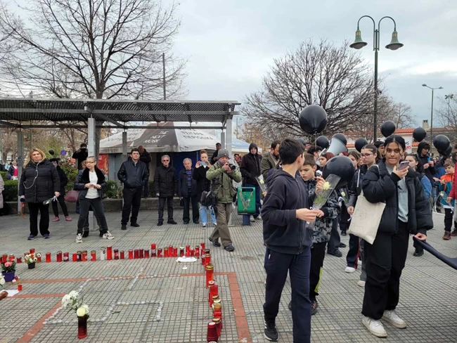 Λάρισα πορεία