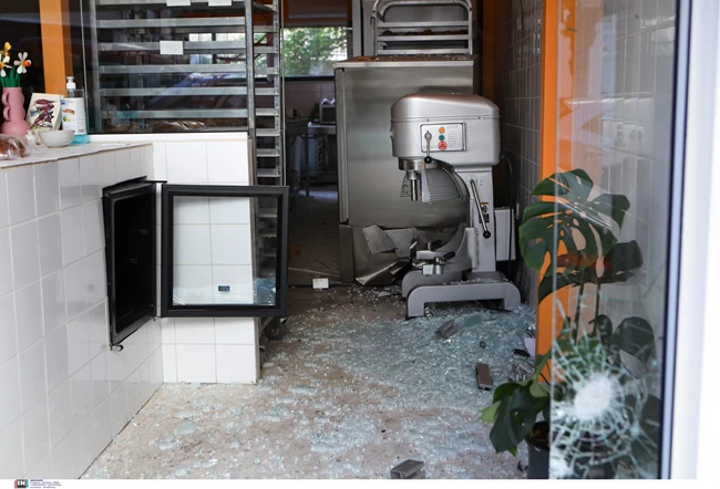 ΕΚΡΗΞΗ ΖΑΧΑΡΟΠΛΑΣΤΕΙΟ