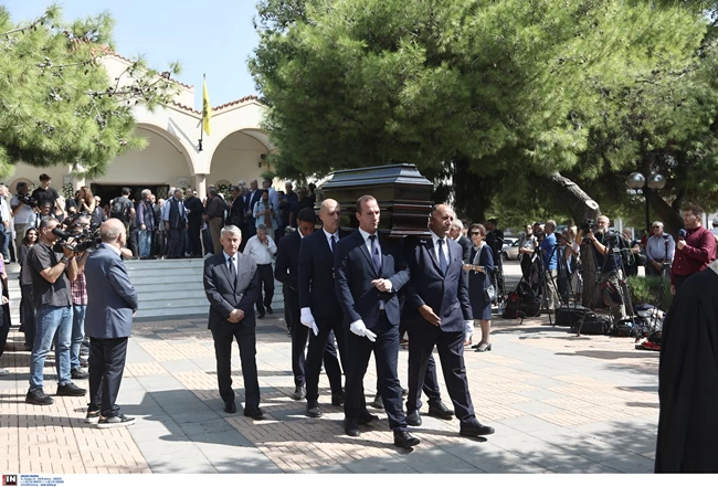 ΚΗΔΕΙΑ ΙΩΑΝΝΙΔΗΣ