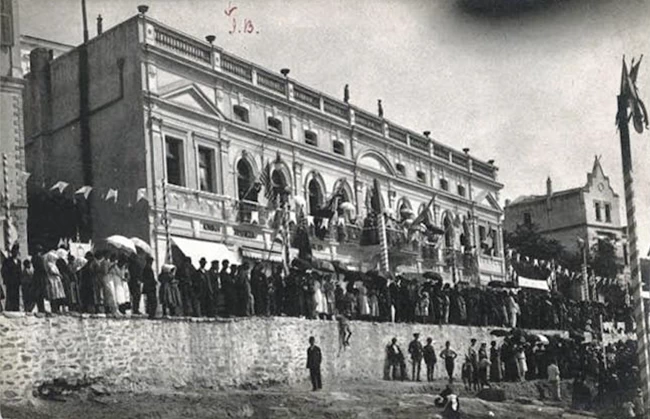 Ανοίγει τις πόρτες της η εμβληματική "Μεγάλη λέσχη" - Το εντυπωσιακό κτίριο της Καβάλας