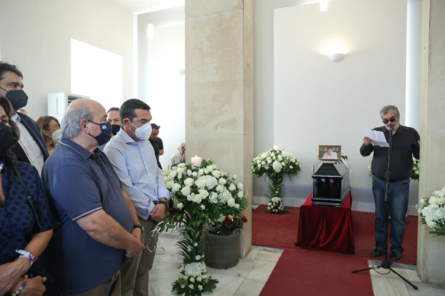 Κηδεία Ηλία Νικολακόπουλου