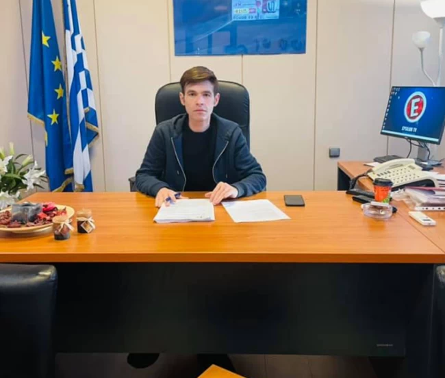 Ο Φουρθιώτης εκδίδει και ανακοινώσεις: Παραπληροφορούν το κοινό μου - Εχω προσφύγει στη Δικαιοσύνη
