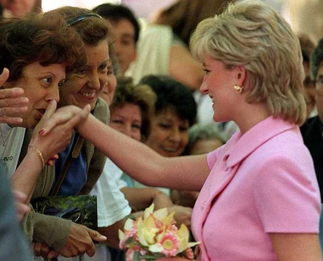 PRINCESS DIANA
