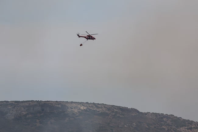 Καλύτερη εικόνα της φωτιάς στην Άνδρο - 47 πυρκαγιές το τελευταίο 24ωρο σε όλη την χώρα