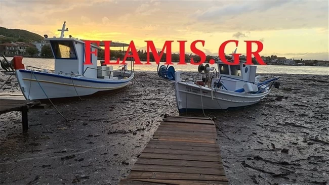 Ψαθόπυργος Λάσπη Βάρκες