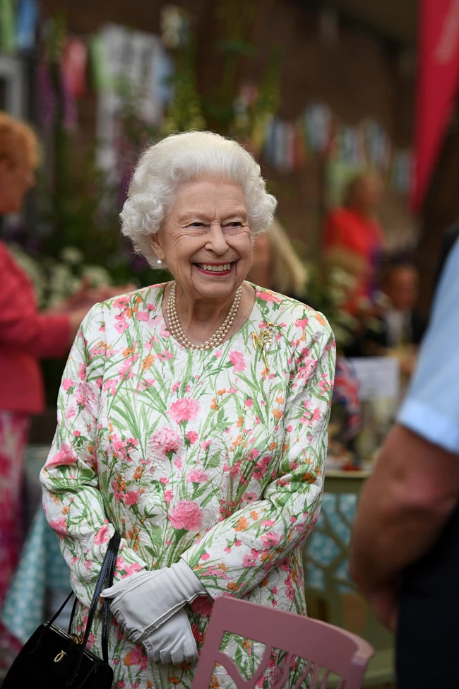 queen elizabeth