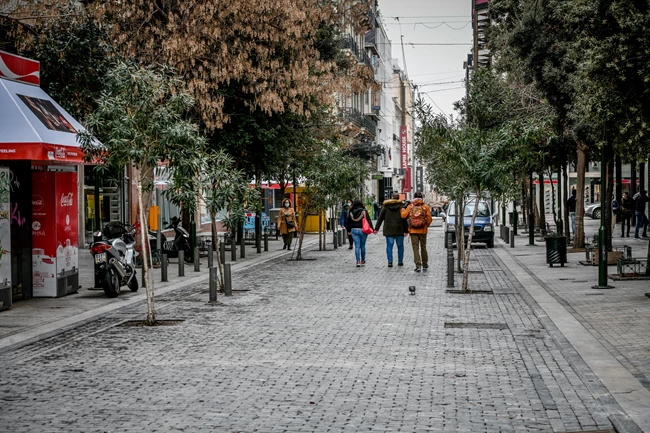 Εκρηκτικό παρασκήνιο στην Επιτροπή Λοιμωξιολόγων: Δυσφορία για Κοτανίδου και φωνές να ξαναβγεί μπροστά ο Τσιόδρας