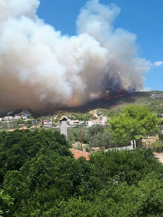 ΦΩΤΙΑ ΣΤΗΝ ΚΟΡΙΝΘΙΑ