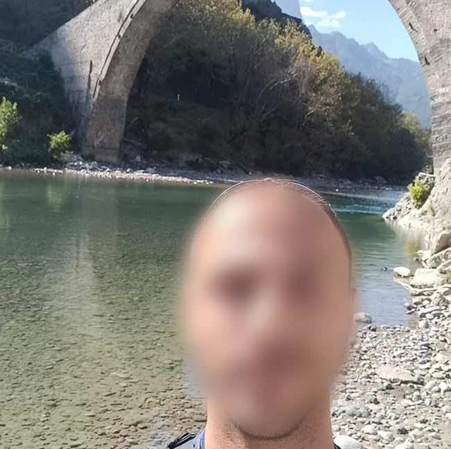 ΓΥΜΝΑΣΤΗΣ ΑΣΠΡΟΠΥΡΓΟΣ
