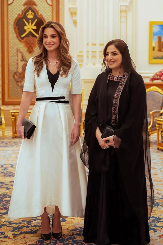 QUEEN RANIA