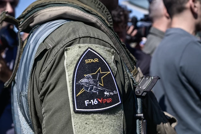 f-16 viper