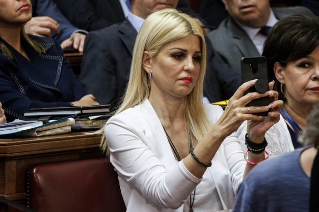 ελενα ραπτη