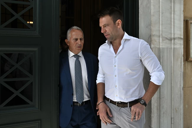 Πρώτο όχι στον Κασσελάκη από την Αννέτα Καββαδία: "L΄ Etat c΄ est moi?, καταργήθηκαν τα όργανα;"
