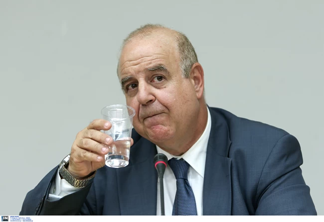 Αμετανόητος ο Χαϊκάλης: Ο καθένας μπορεί να λέει ό,τι θέλει, να απαντήσει η κοπέλα…