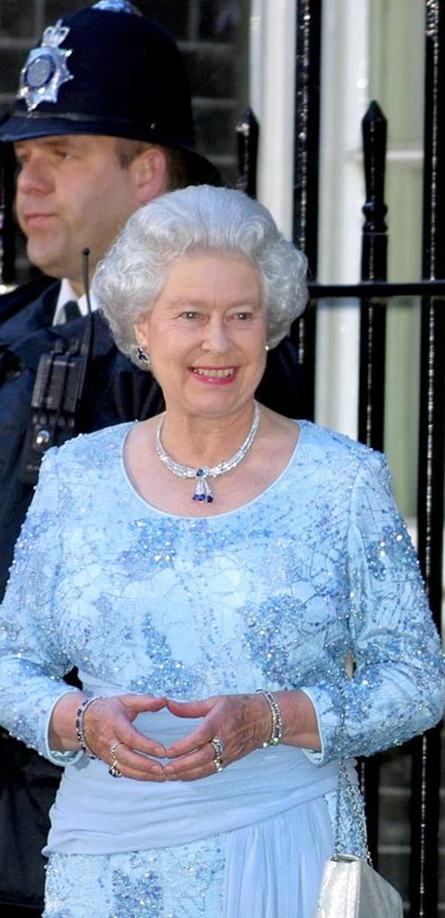 golden jubilee queen elizabeth